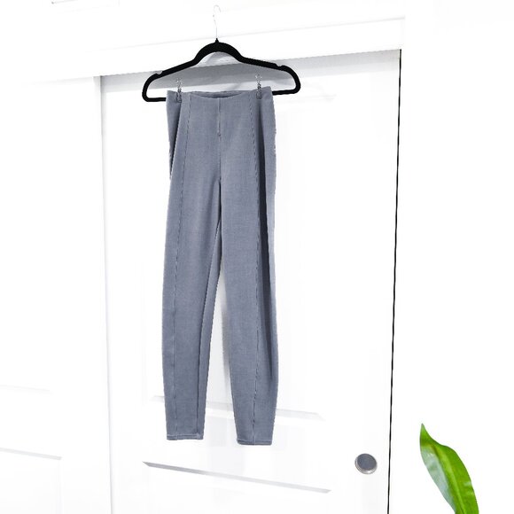 Lululemon Size 4 Heather Gray Fully Lined Legging Pants - Picture 1 of 8